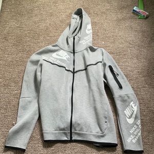 Grey Nike Tech Fleece, rare
